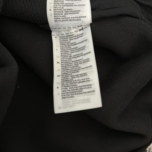 Adidas Black Zip Jacker with Hood and pockets - Picture 7 of 8